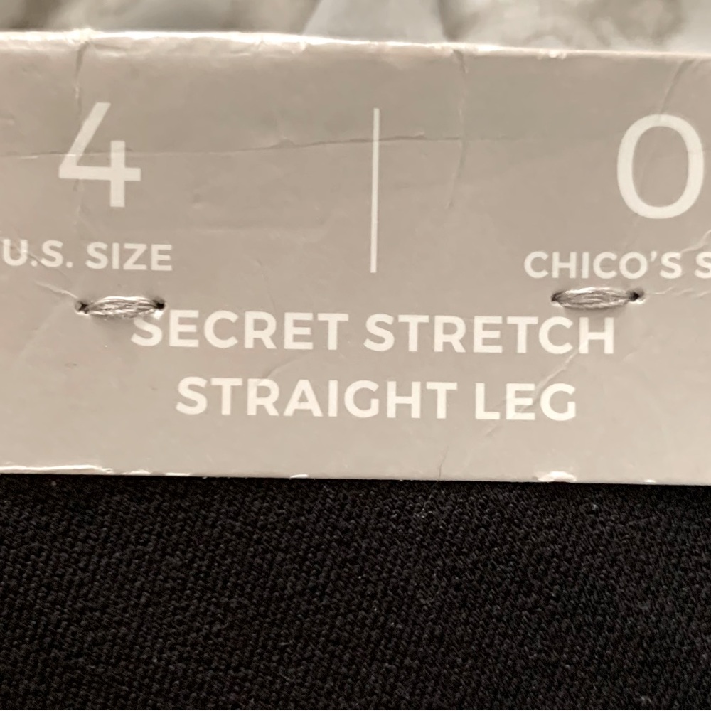 Chicos NEW WITH TAGS Black Stretch Straight Leg Crop Pants Size 4 (Chico 0) - Picture 5 of 8